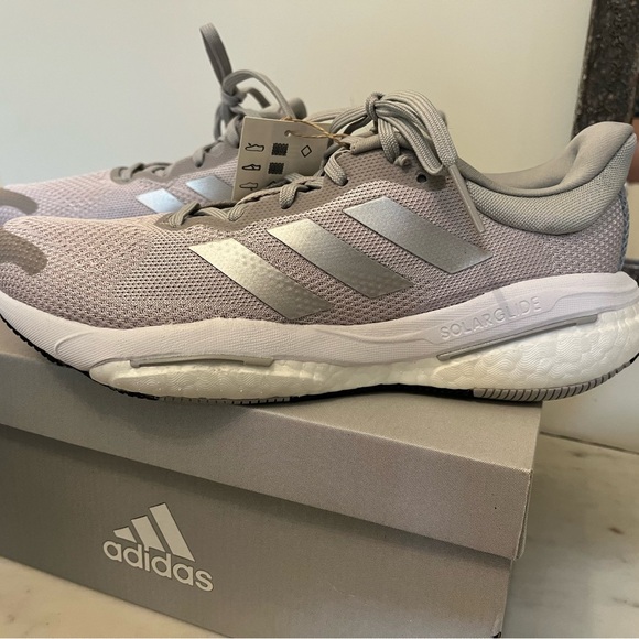 Adidas Solar Glide Women's Sneakers 8.5 - Picture 3 of 3